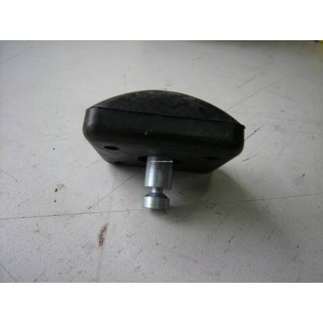 Upper front square stop