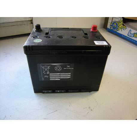 Batterie 12V  70 AH  + gauche