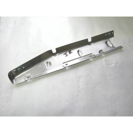  échappement coté culasse  IE