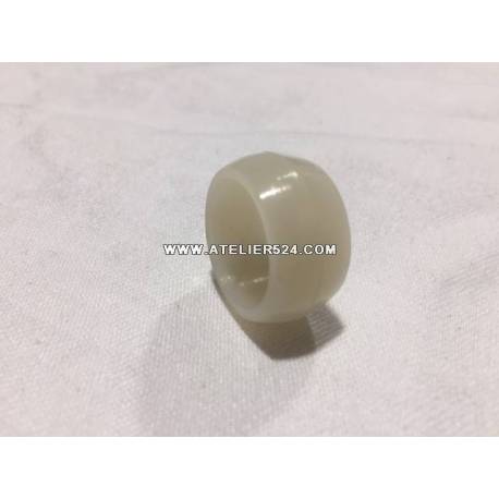 Rotule dans palier de commande de boite de vitesse du 09/65 a fin