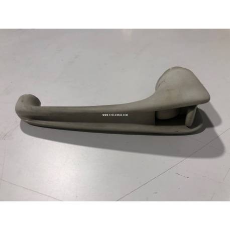 Poigné interieur de porte Droite