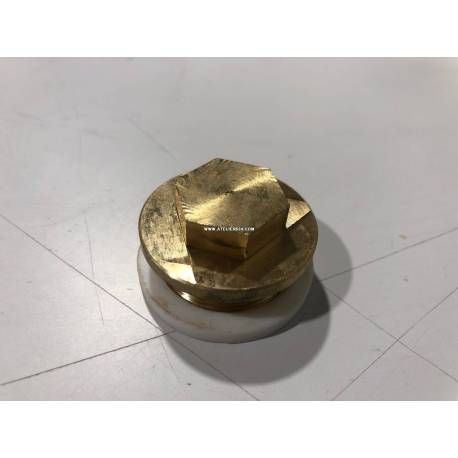 Fuel chute joint