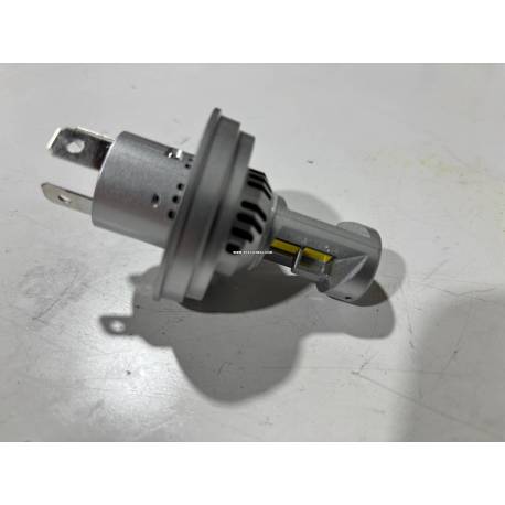 Ampoule LED code/phare avec adaptateur