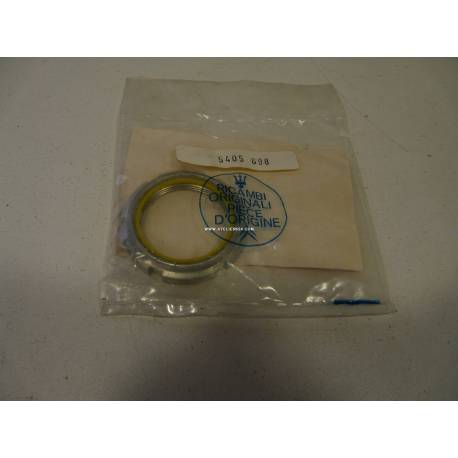 Ecrou de serrage d'arbre à came